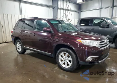 2012 Toyota Highlander Base z USA, uszkodzony, nr VIN 5TDBK3EH0CS164319